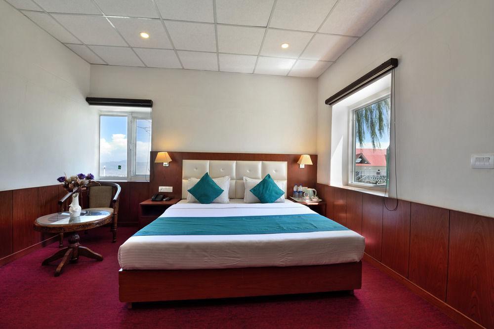 Galleu Hill Resort Shimla Buitenkant foto